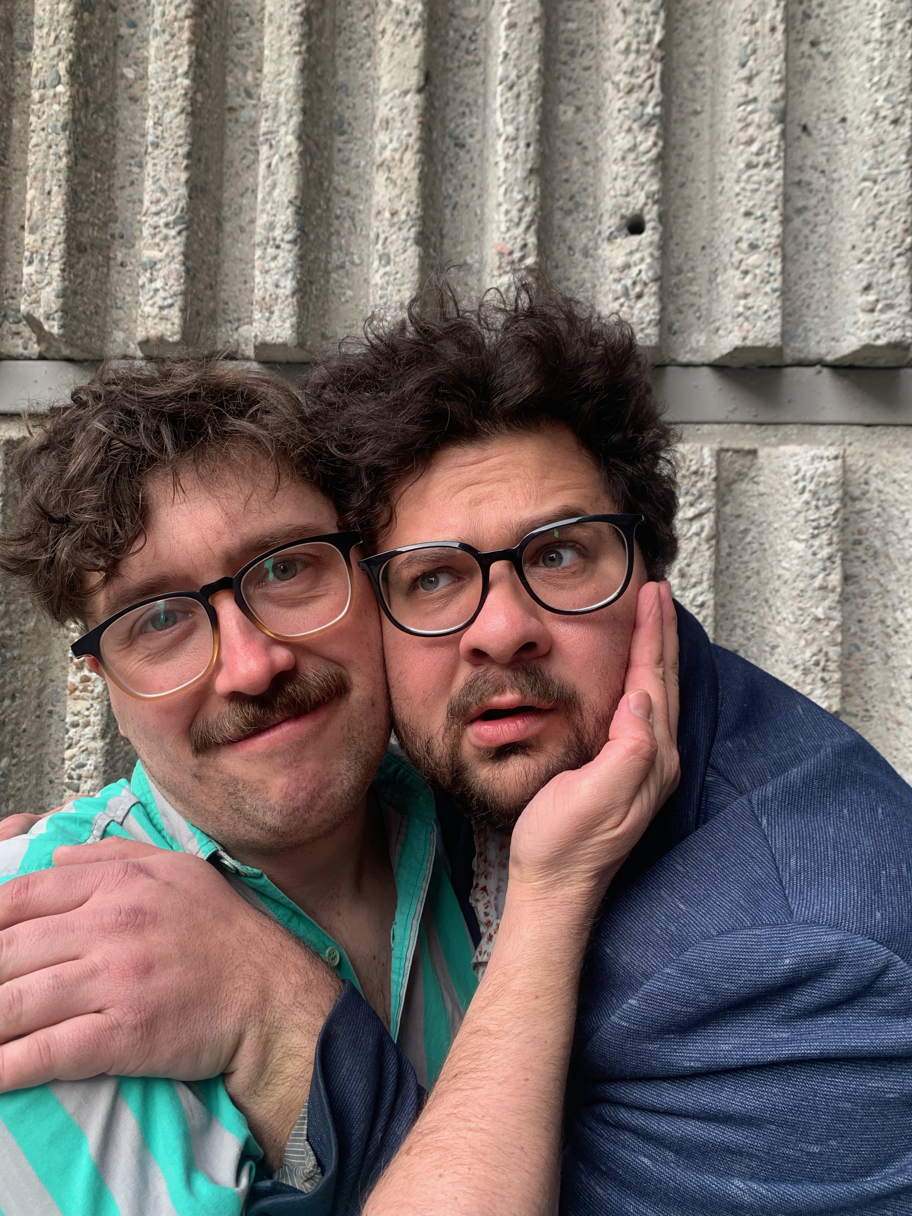 Le groupe sketch anciennement connu sous le nom de Twitter Photo